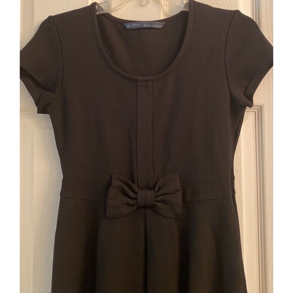 Zara Basic Black Fit and Flare Dress Sz Medium Crew Neck Front Bow Short Sleeve - Picture 5 of 7